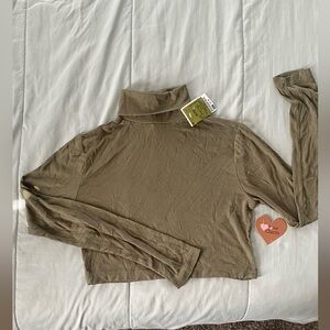 Olive Green Turtleneck long sleeved Crop Top